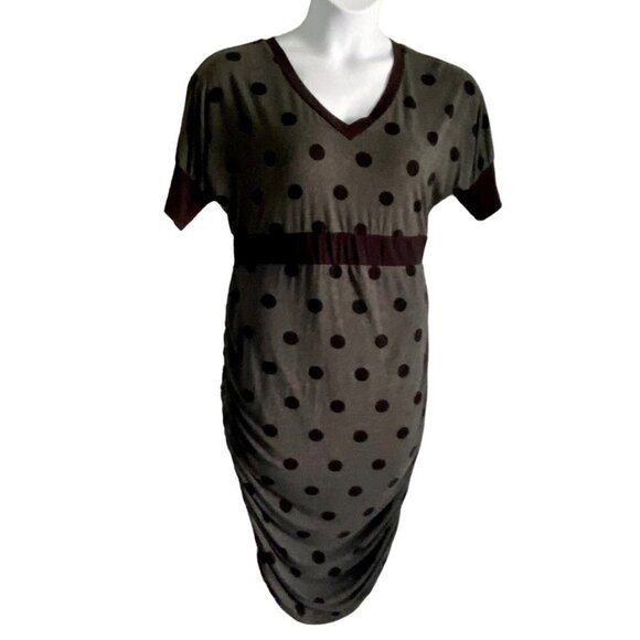 Kimi and Kai Dresses & Skirts - Kimi and Kai Gray Black Polka Dot Maternity Dress Medium